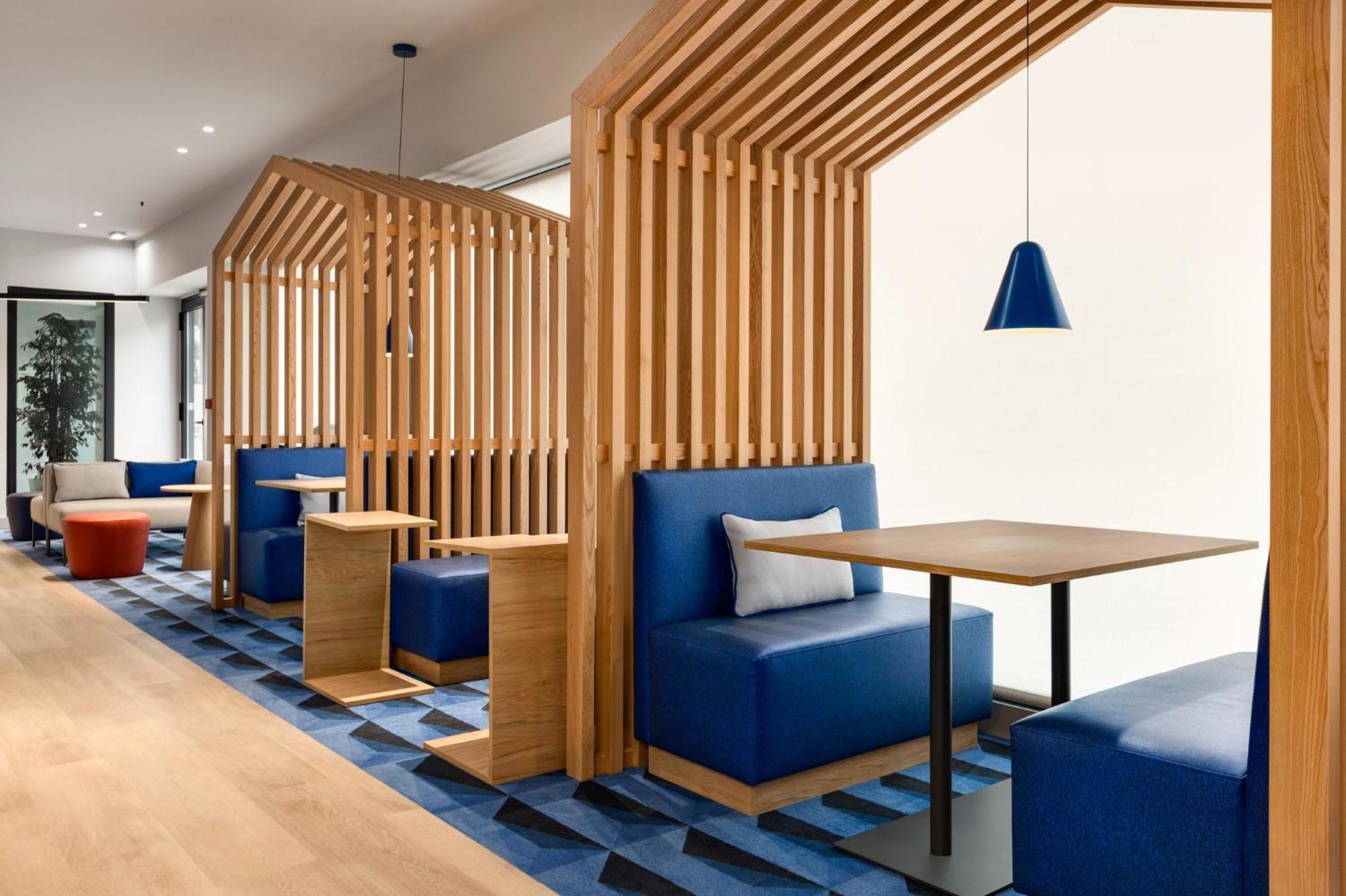 Holiday Inn Express Porto - Boavista By Ihg Exterior foto