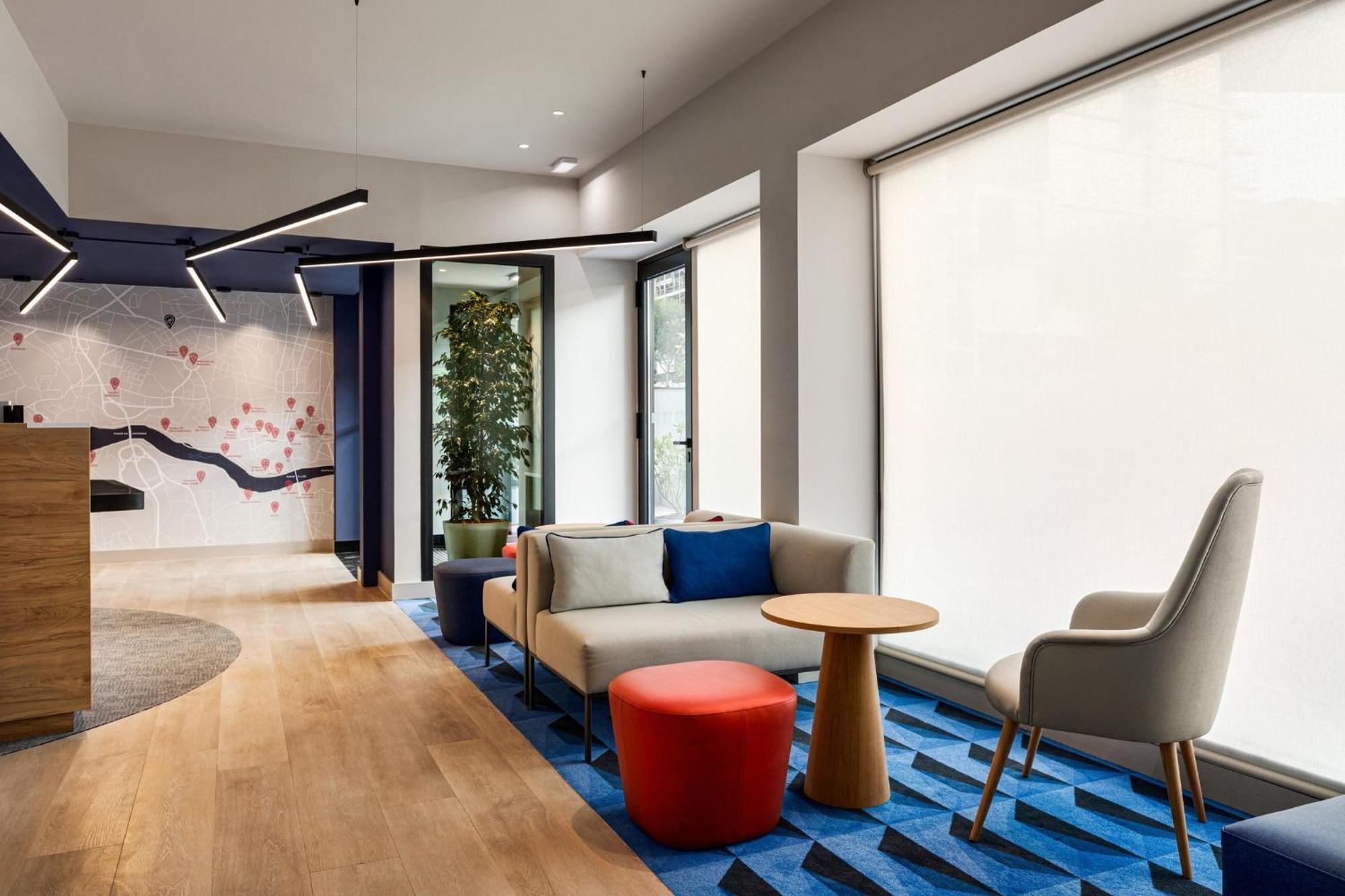 Holiday Inn Express Porto - Boavista By Ihg Exterior foto