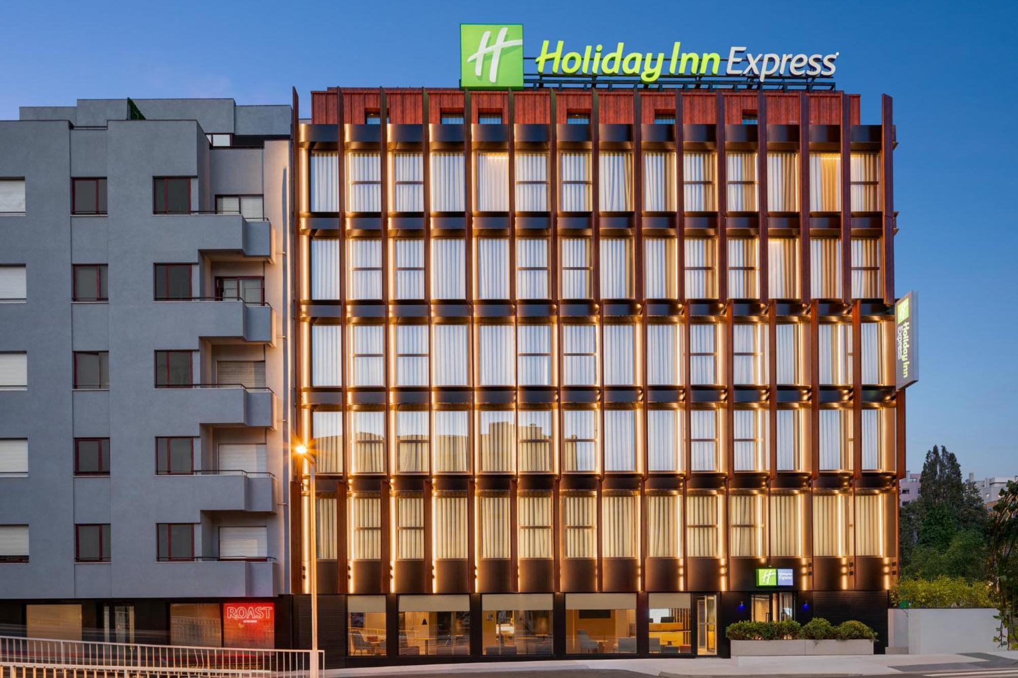 Holiday Inn Express Porto - Boavista By Ihg Exterior foto